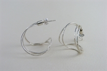Picture of Silver hamered  earrings